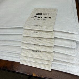 Table Trends White Core Slub Placemat set